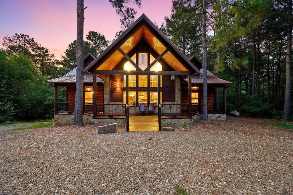Iron Horse Lodge Sleeps 18, Games, Fire Pit, Hot Tub, Ev, More Broken Bow Exterior photo